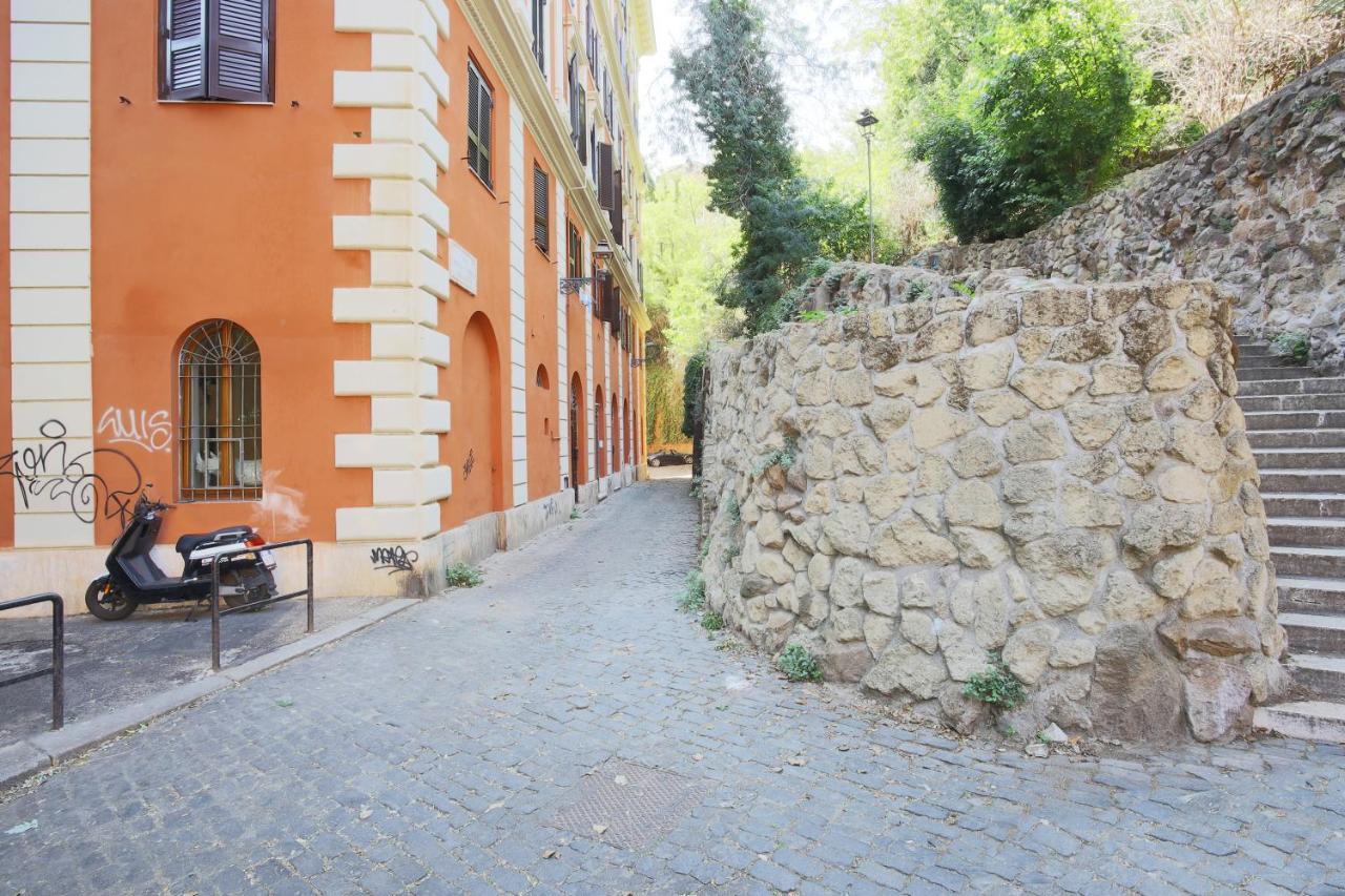 Quiet And Cozy Trastevere Hideaway Rome Exterior photo